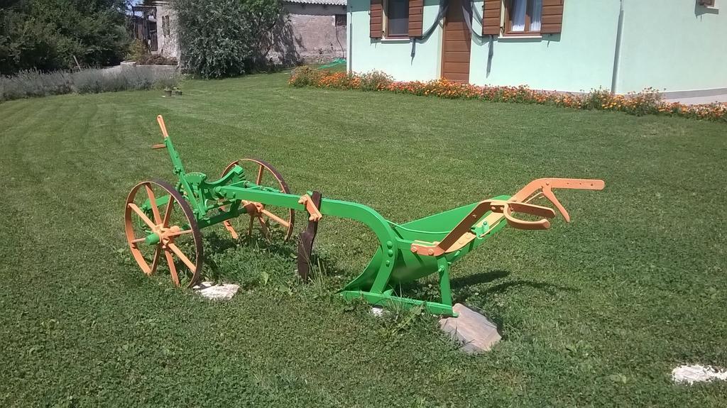 Agroturism Stara Štala Hotel Borut Bagian luar foto